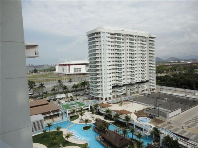 Apartment Pool View